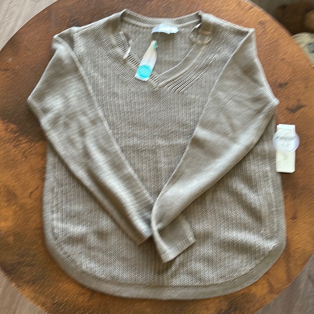 Cute and cozy sweater.